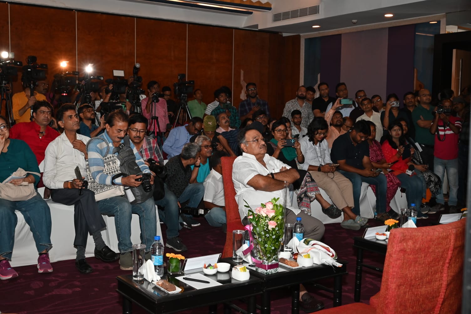 Press Conference 12